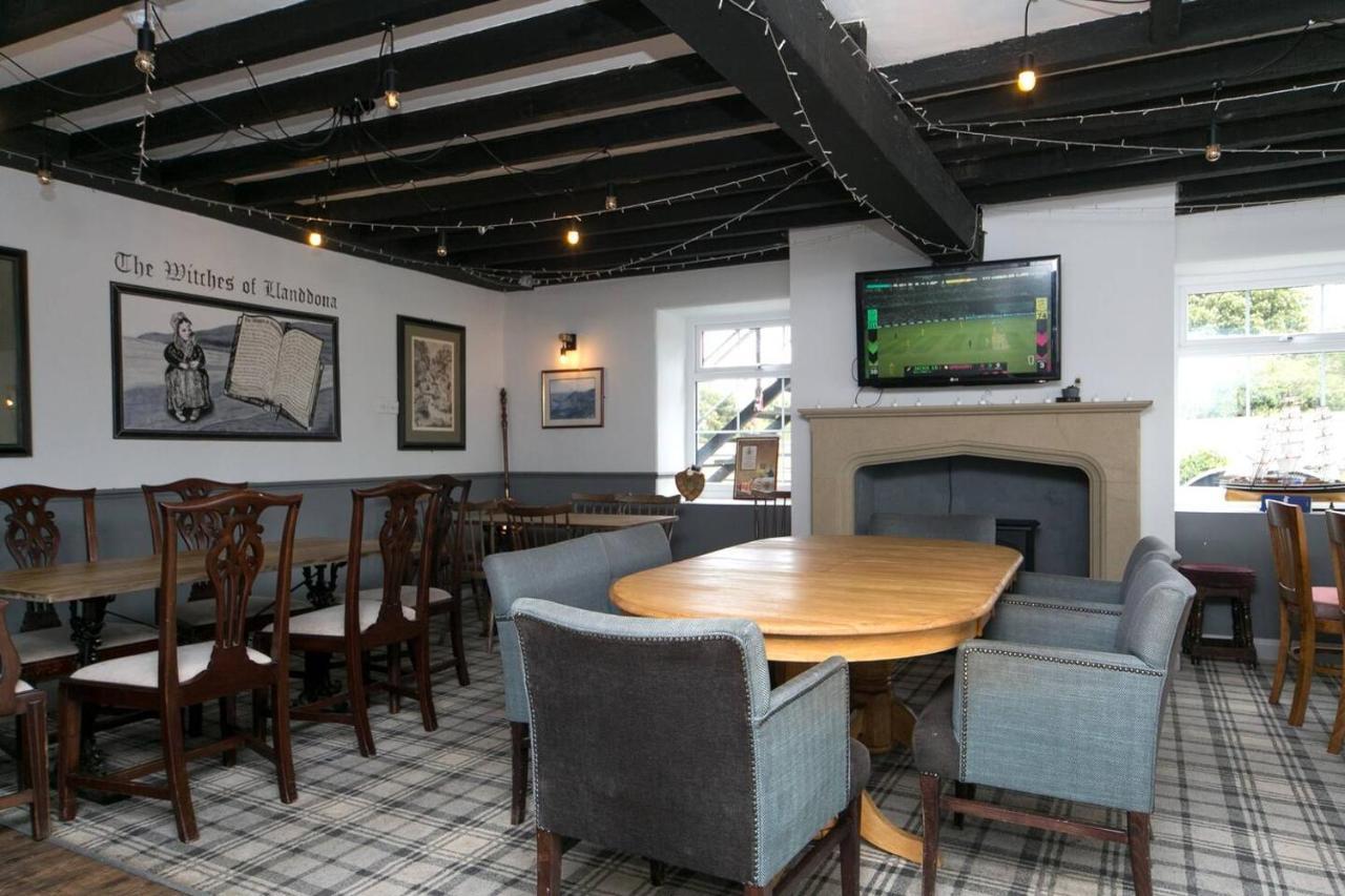 Pass The Keys Modern En-Suite Room In Country Pubrestaurant 2 Llanddona Exterior foto