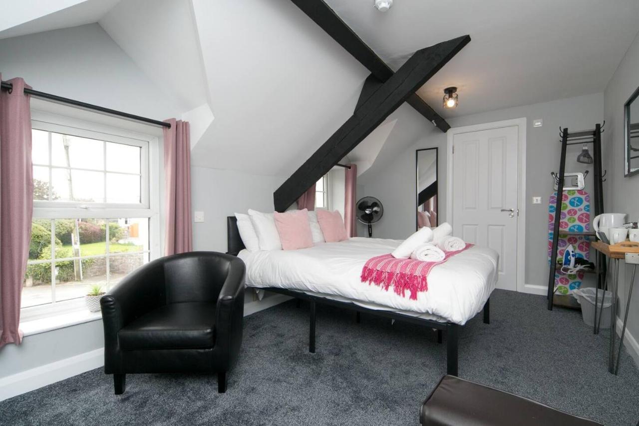 Pass The Keys Modern En-Suite Room In Country Pubrestaurant 2 Llanddona Exterior foto